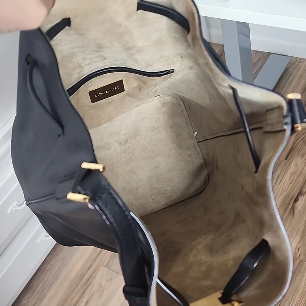 Micheal Kors leather black bucket bag